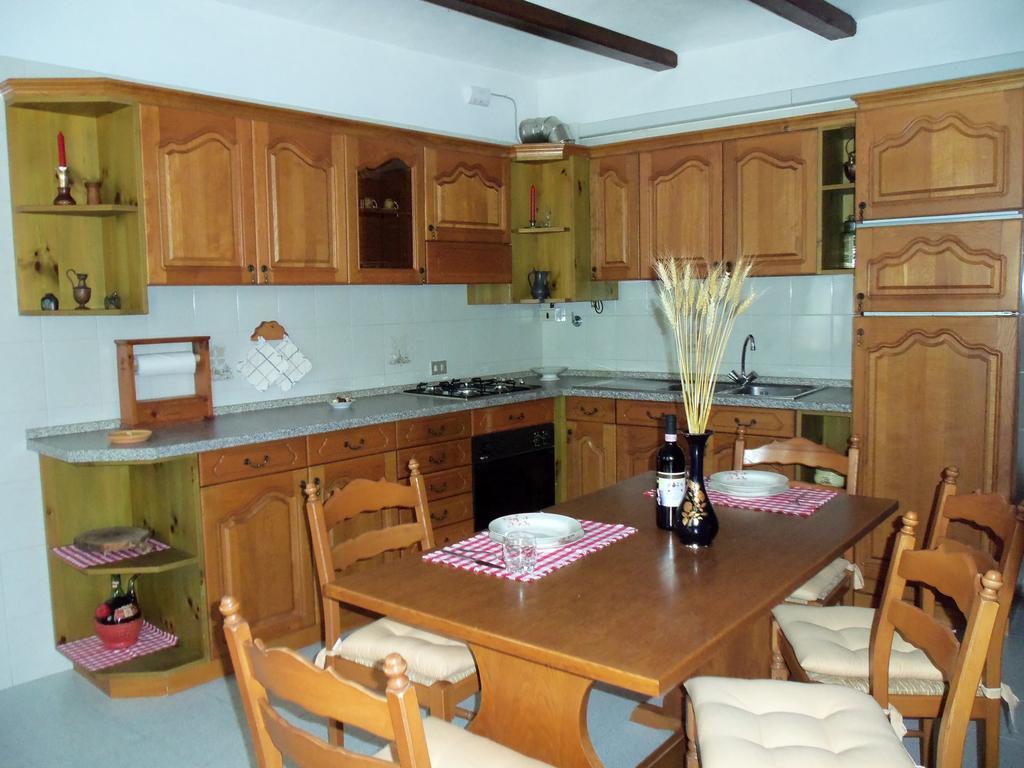Villa Casa Dei Ciliegi CastellʼAlfero Zimmer foto